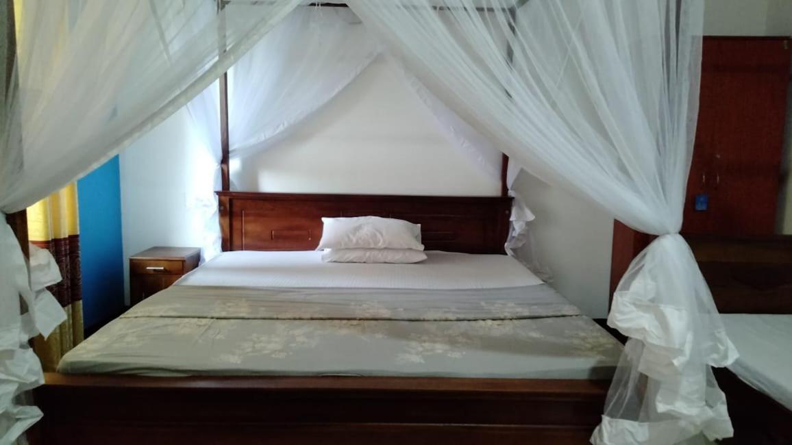 Villa Surendra Weligama Buitenkant foto